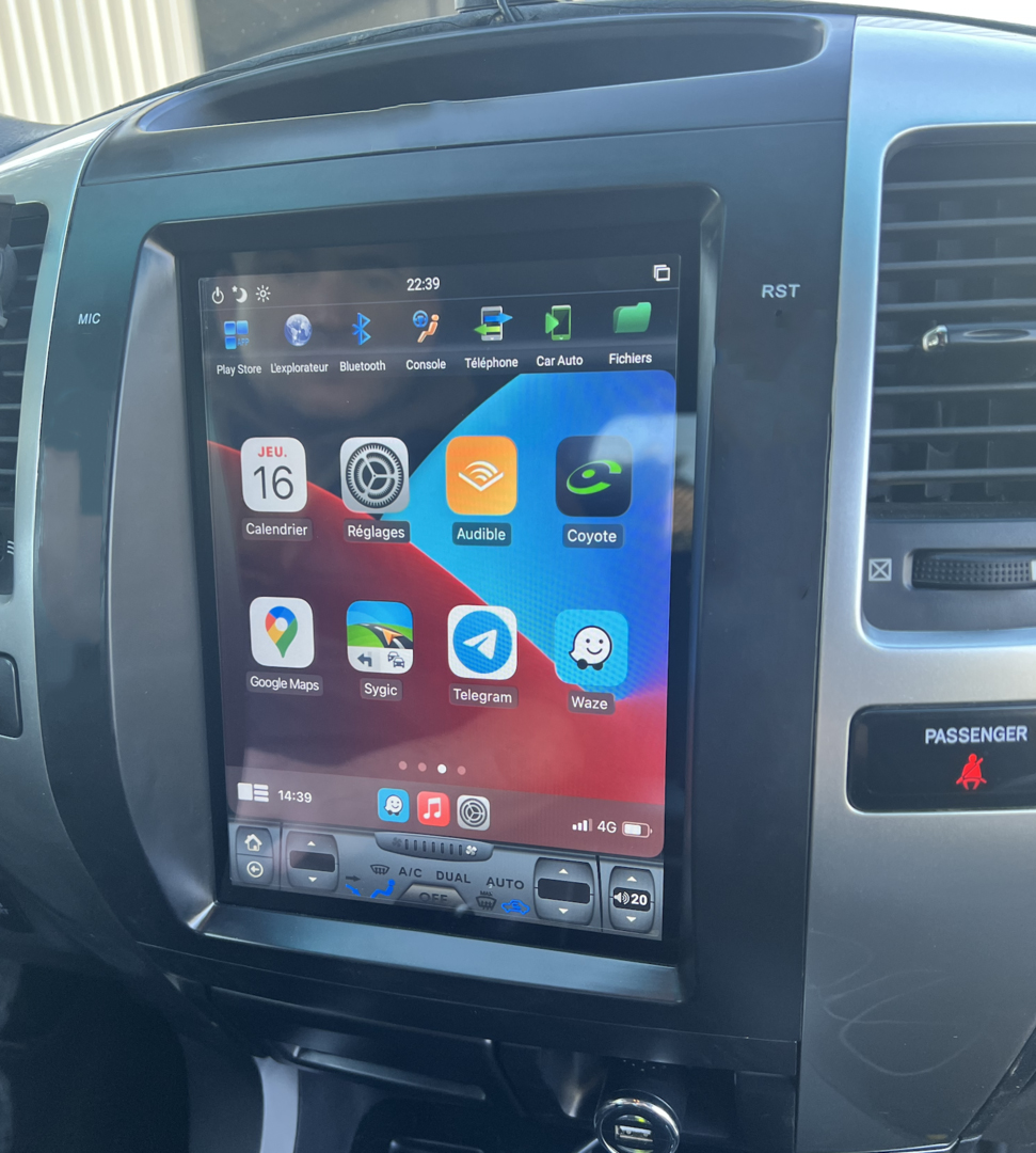 Ecran Tesla Style GPS Android 12.0 et Apple Carplay Toyota Land Cruiser de 2002 à 2009