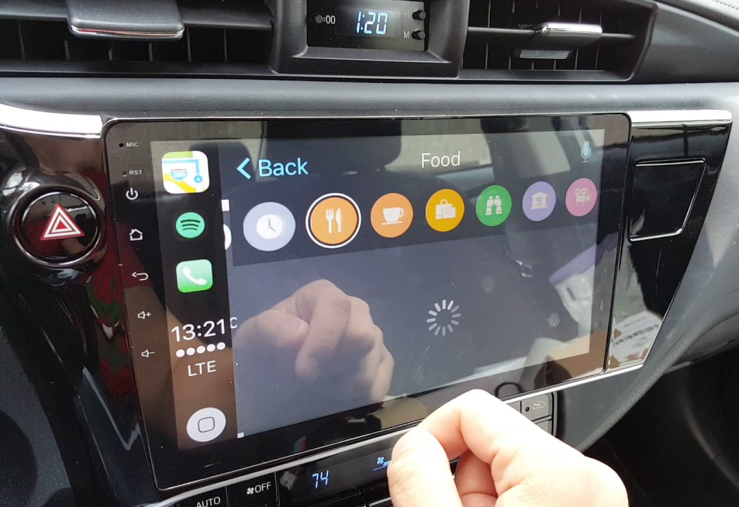 Ecran tactile QLED GPS Apple Carplay et Android Auto sans fil Toyota Auris et Corolla de 2015 à 2018