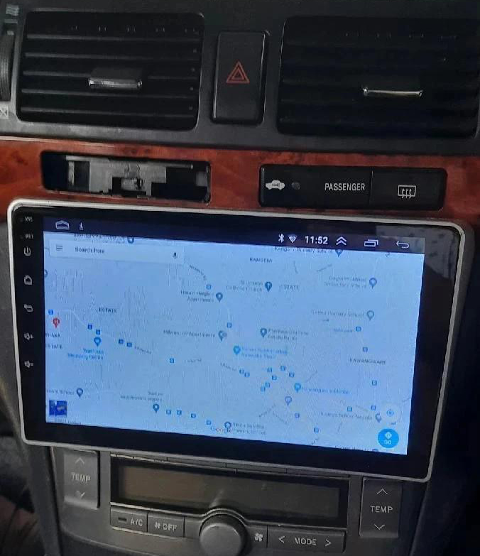 Ecran tactile QLED GPS Apple Carplay et Android Auto sans fil Toyota Avensis de 02/2003 à 2009