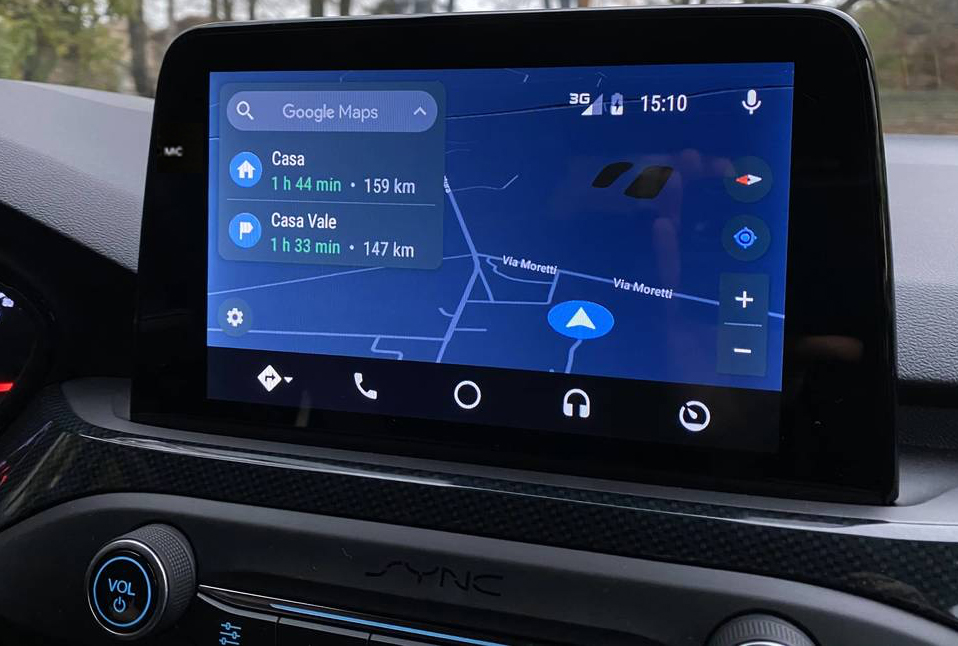 Ecran tactile GPS Apple Carplay et Android Auto sans fil Ford Focus depuis 2019