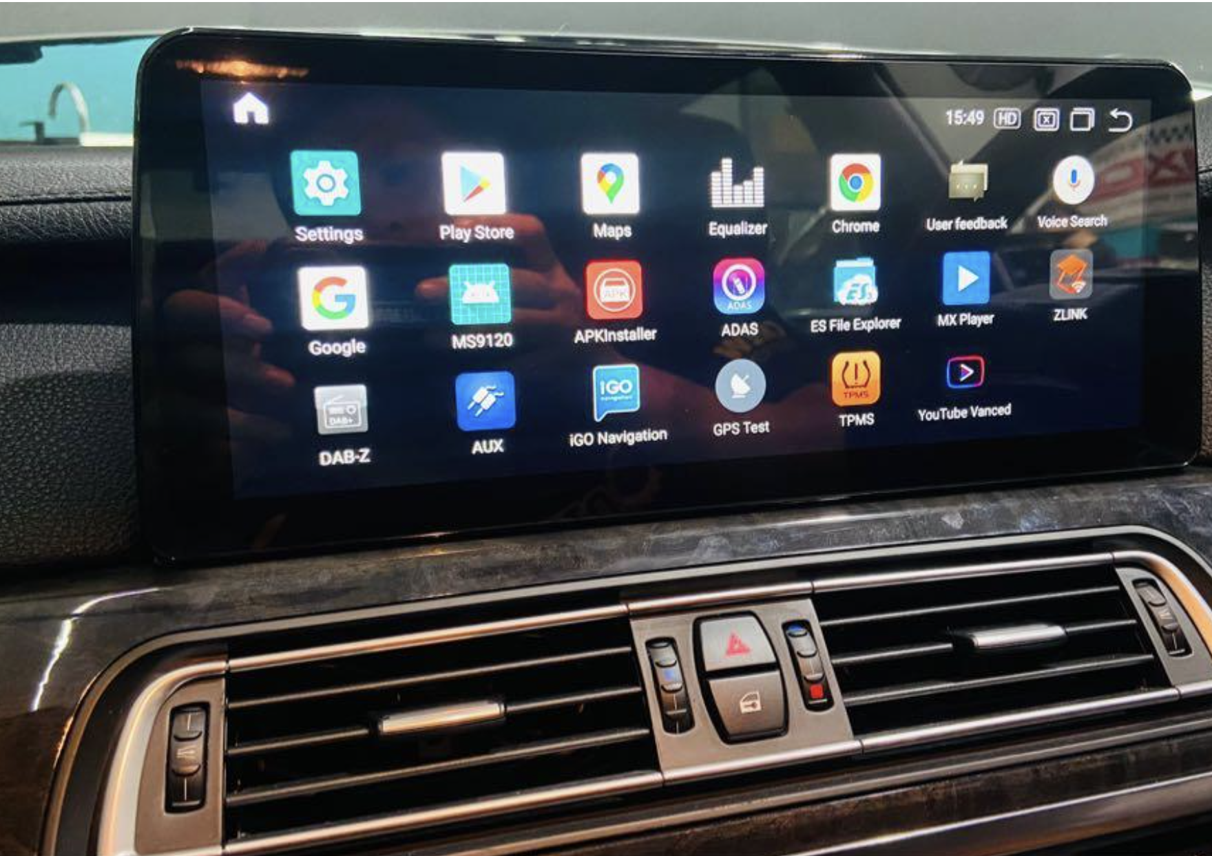 Autoradio tactile Android 13.0 et Apple Carplay BMW Série 7 F01 F02 de 2009 à 2015