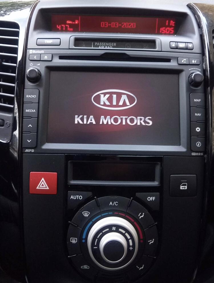 Autoradio tactile GPS Android 12.0 et Apple Carplay Kia Cee\'d de 08/2009 à 07/2012