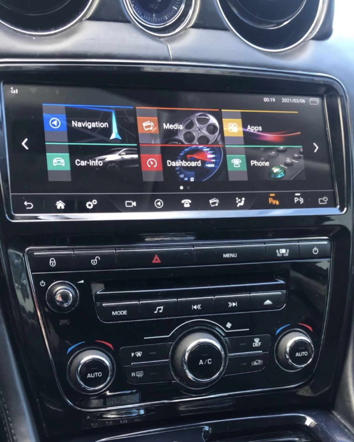 Autoradio tactile GPS Android 13.0 et Apple Carplay Jaguar XJ de 2010 à 2020