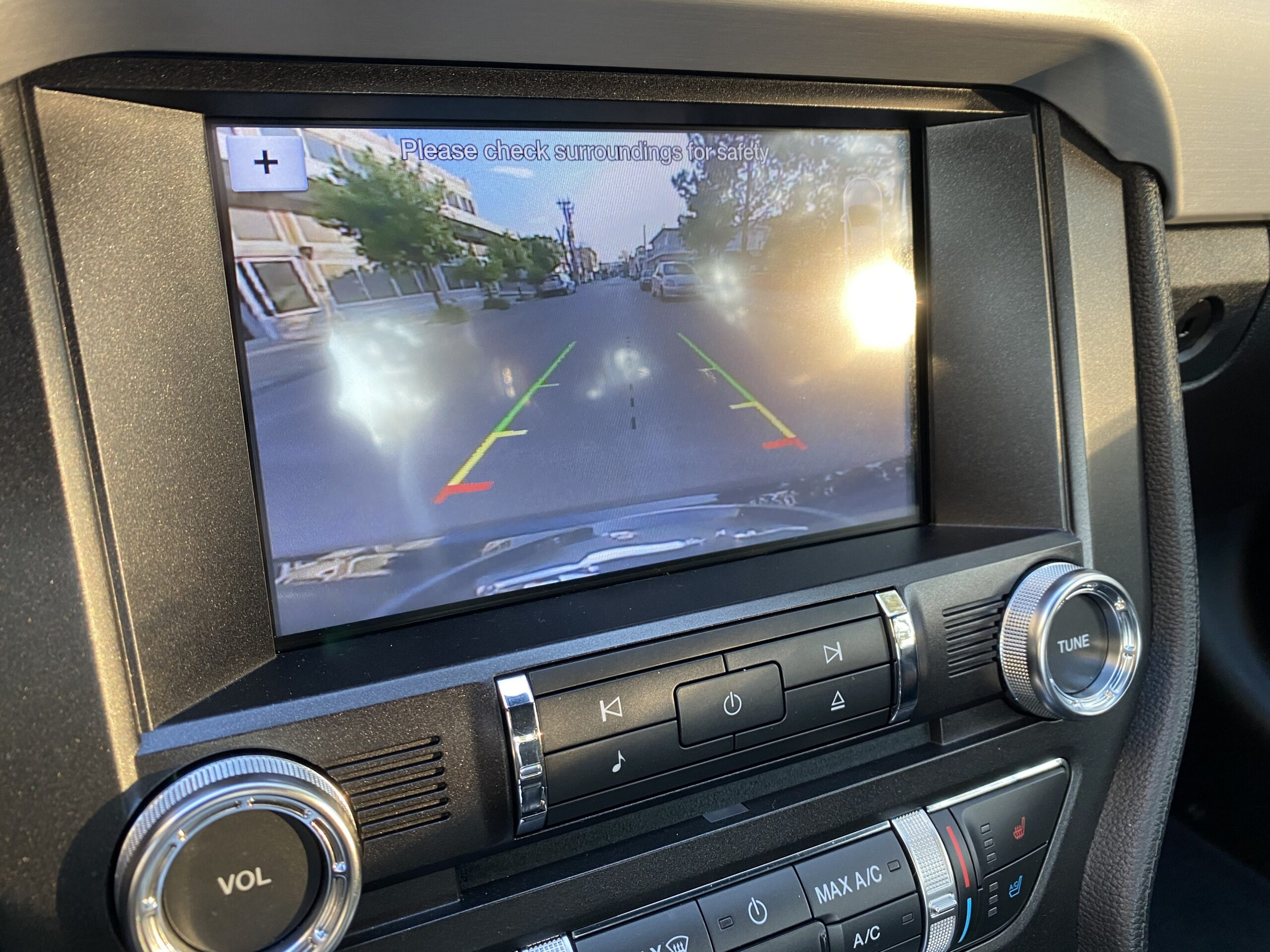 Interface Multimédia vidéo pour caméra compatible Ford Mustang de 2015 à 2022