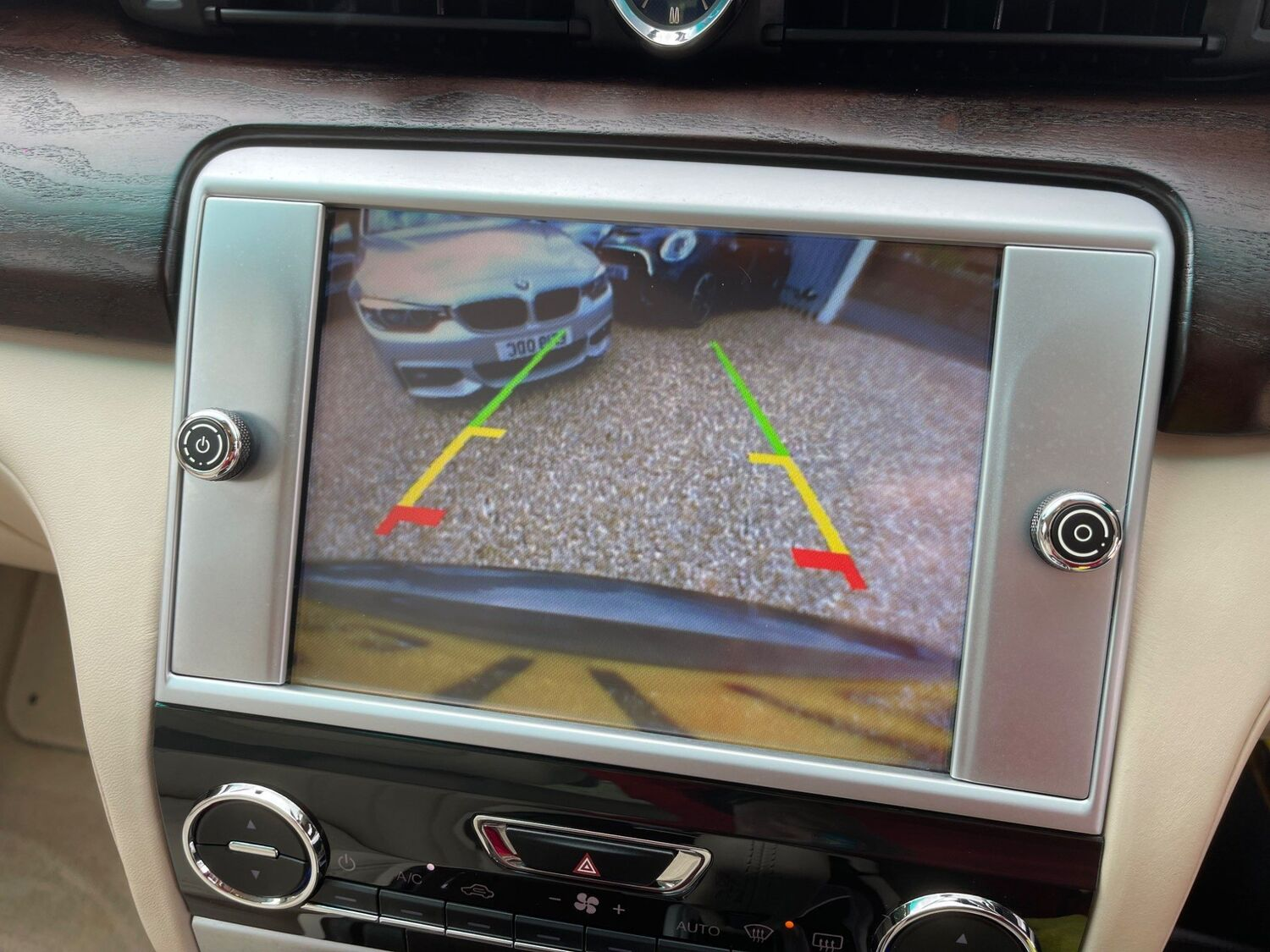 Interface Multimédia vidéo pour caméra compatible Maserati Quattroporte de 2013 à 2016