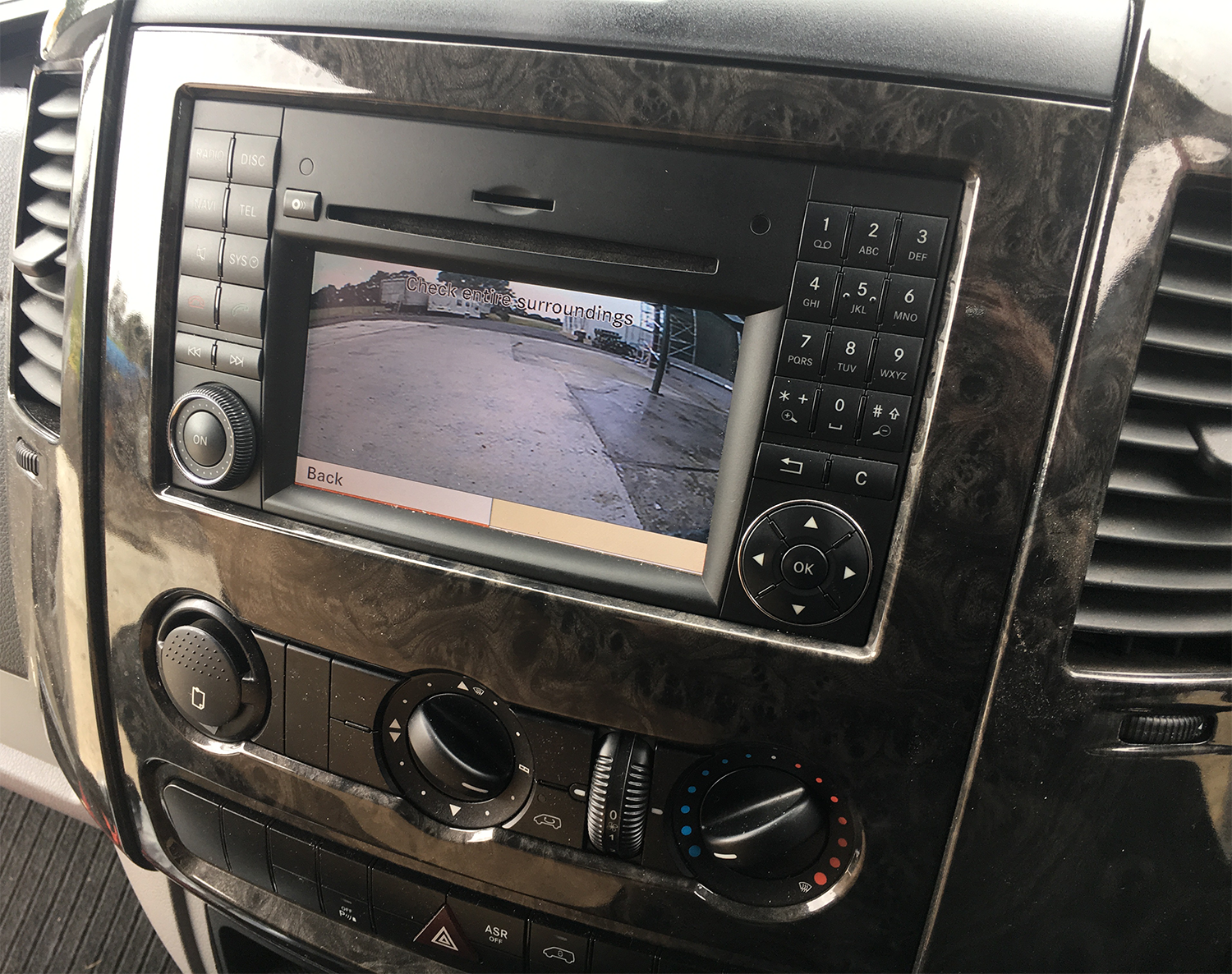 Interface Multimédia vidéo pour caméra de recul compatible Mercedes Sprinter W906 de 2013 à 2018