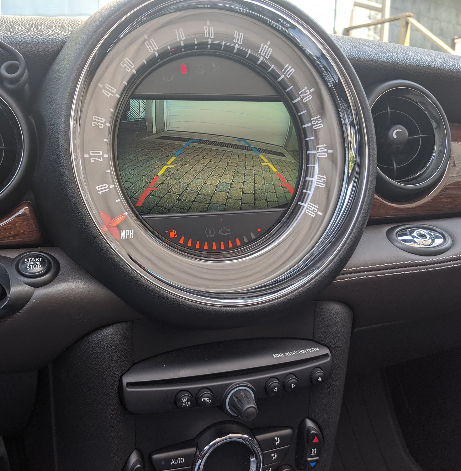 Interface Multimédia vidéo pour caméra compatible Mini Cooper R56, Coupé R58, Roadster R59 et Clubman R55 de 2010 à 2014