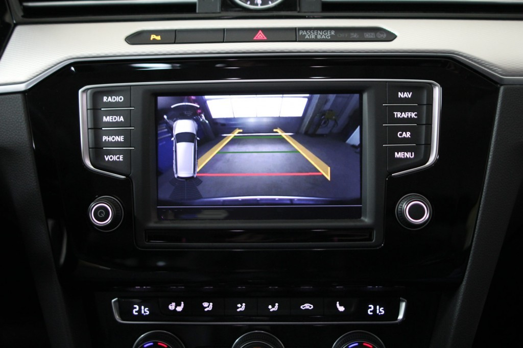 Interface Multimédia vidéo pour caméra compatible Volkswagen Passat depuis 2016