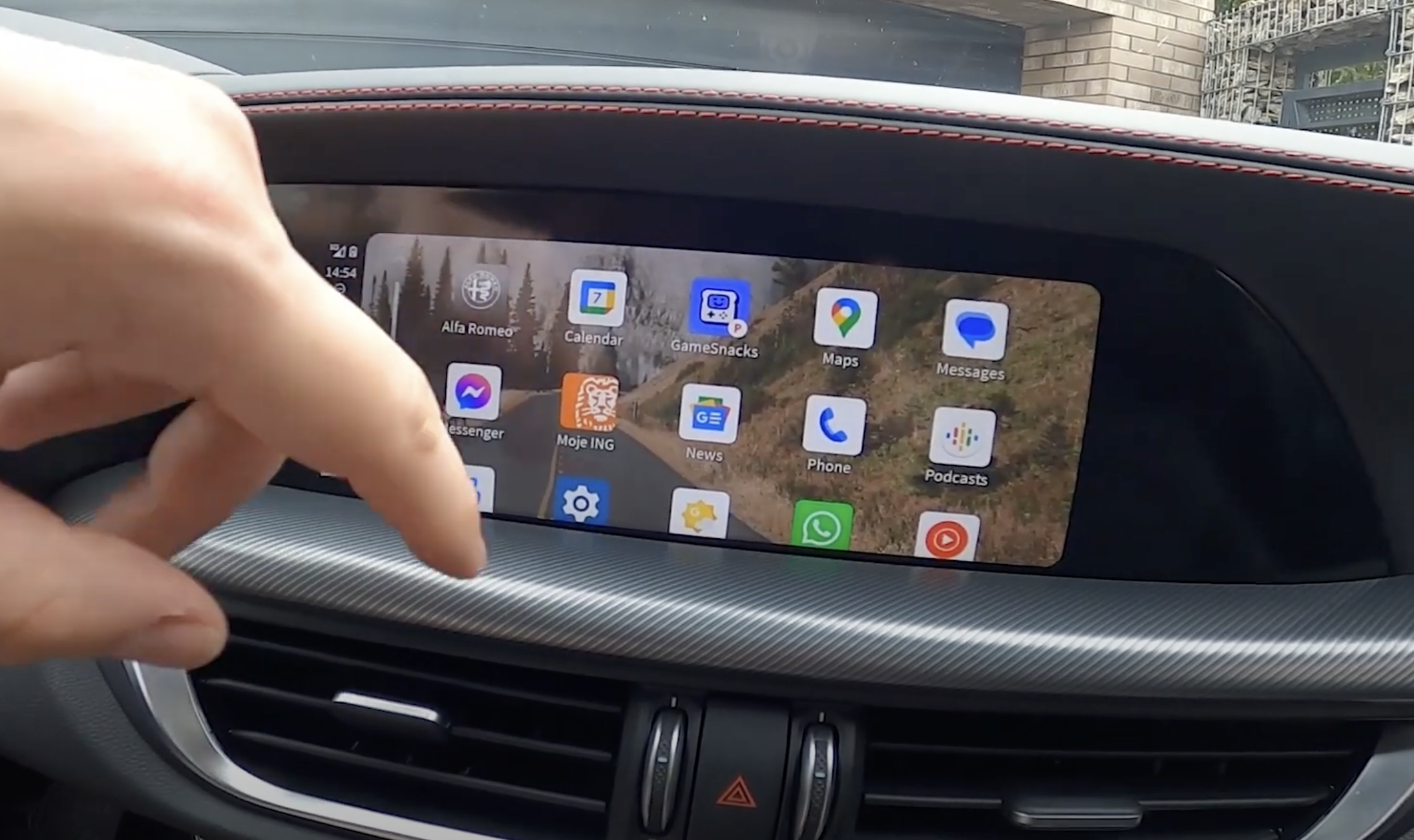 Boîtier CarPlay Android Auto Alfa Romeo installation écran d'origine
