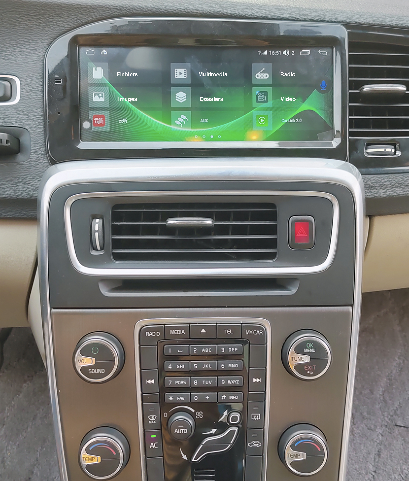 Ecran tactile Android avec Apple Carplay sans fil Volvo S60 et Volvo V60 de 2012 à 2018