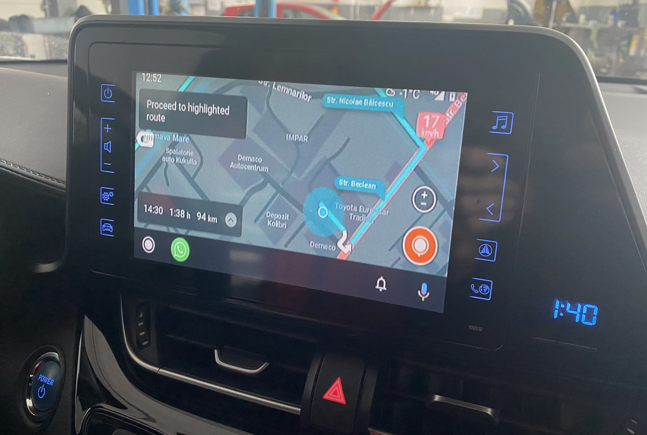 waze-carplay-sans-fil-toyota