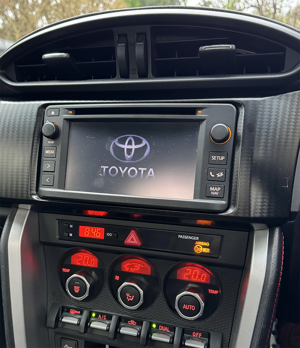 Boîtier CarPlay & Android Auto Sans Fil pour Toyota GT86 & Subaru BRZ (2016-2020) - Compatible Écran d\'Origine