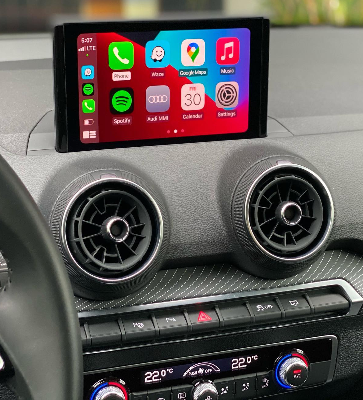 Boîtier CarPlay & Android Auto Sans Fil pour Audi Q2 (depuis 2016) - Compatible Écran d\'Origine