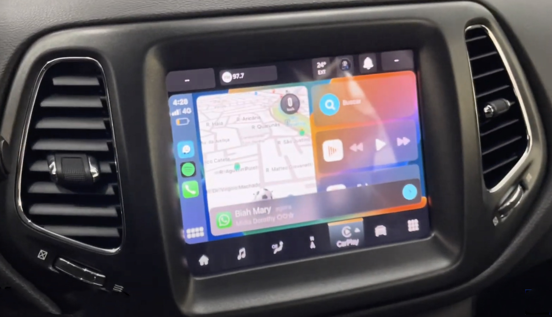 Boîtier CarPlay & Android Auto Sans Fil pour Jeep Compass (2016-2021) - Compatible Écran d\'Origine