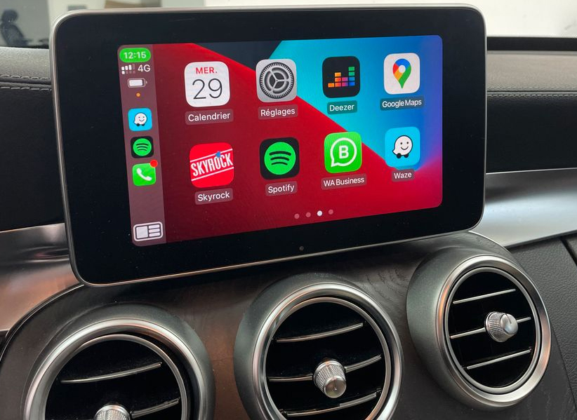 carplay-w205-01