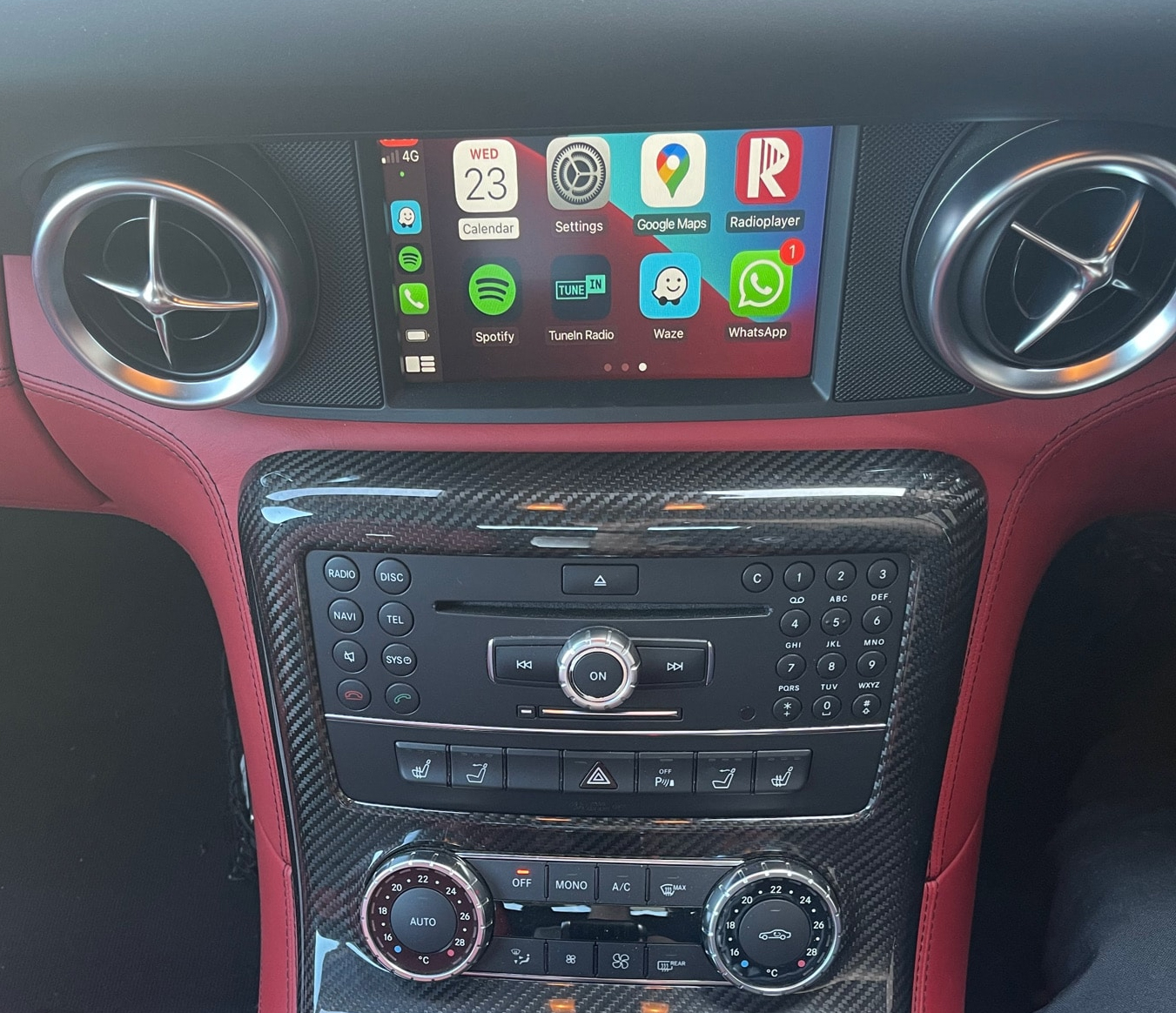 carplay-sls-00