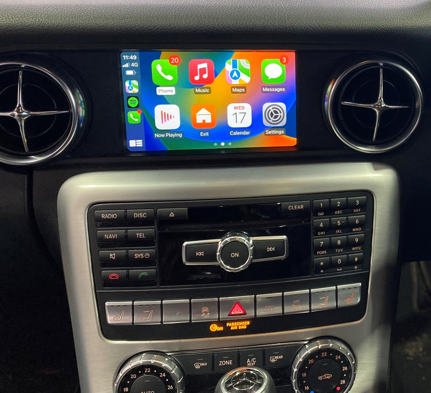 Boîtier CarPlay & Android Auto Sans Fil pour Mercedes SLS (2010-2014) - Compatible Écran d\'Origine