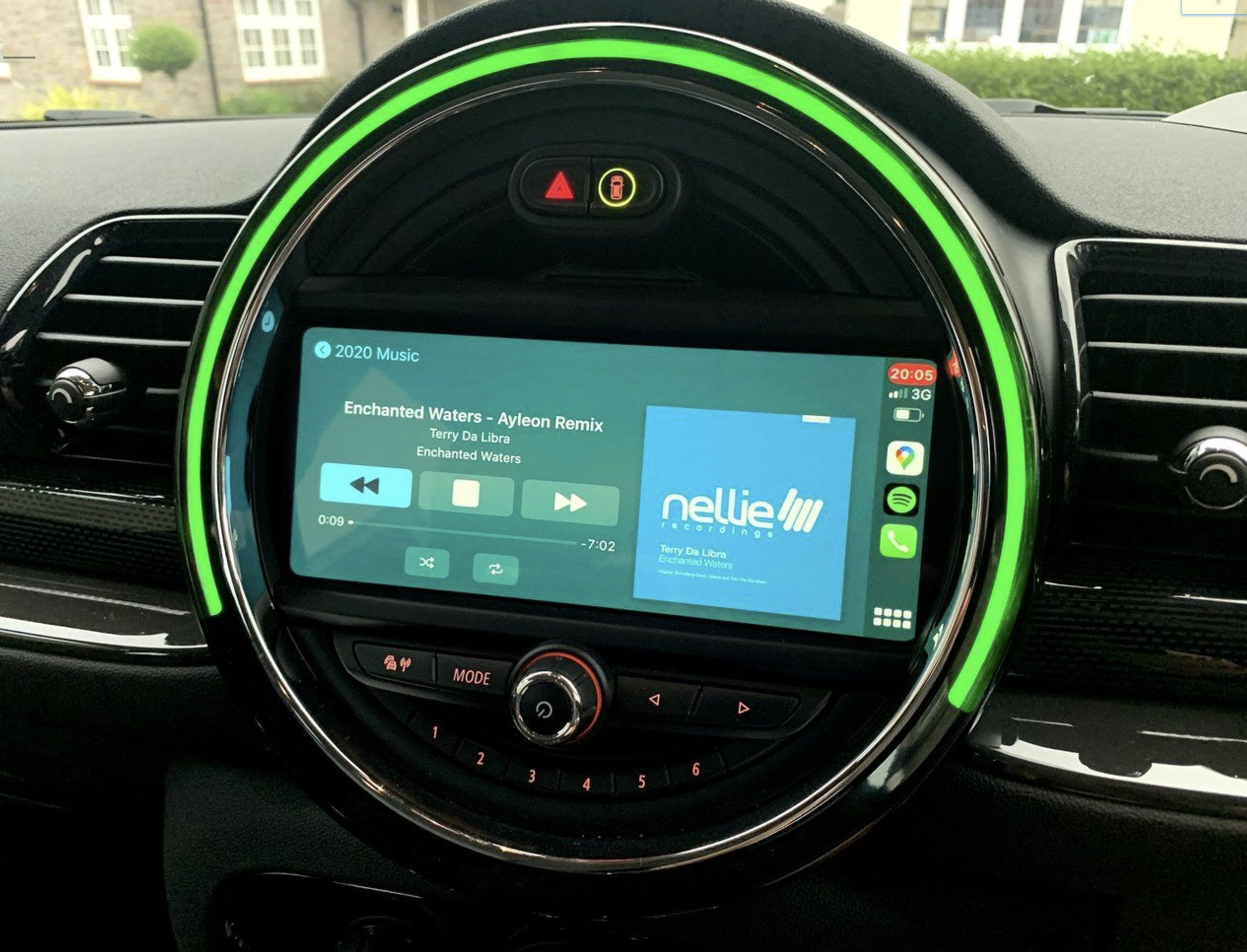 Boîtier CarPlay & Android Auto Sans Fil pour Mini Cooper F55 F56 & Clubman F54 (2018-2021) - Compatible Écran d\'Origine