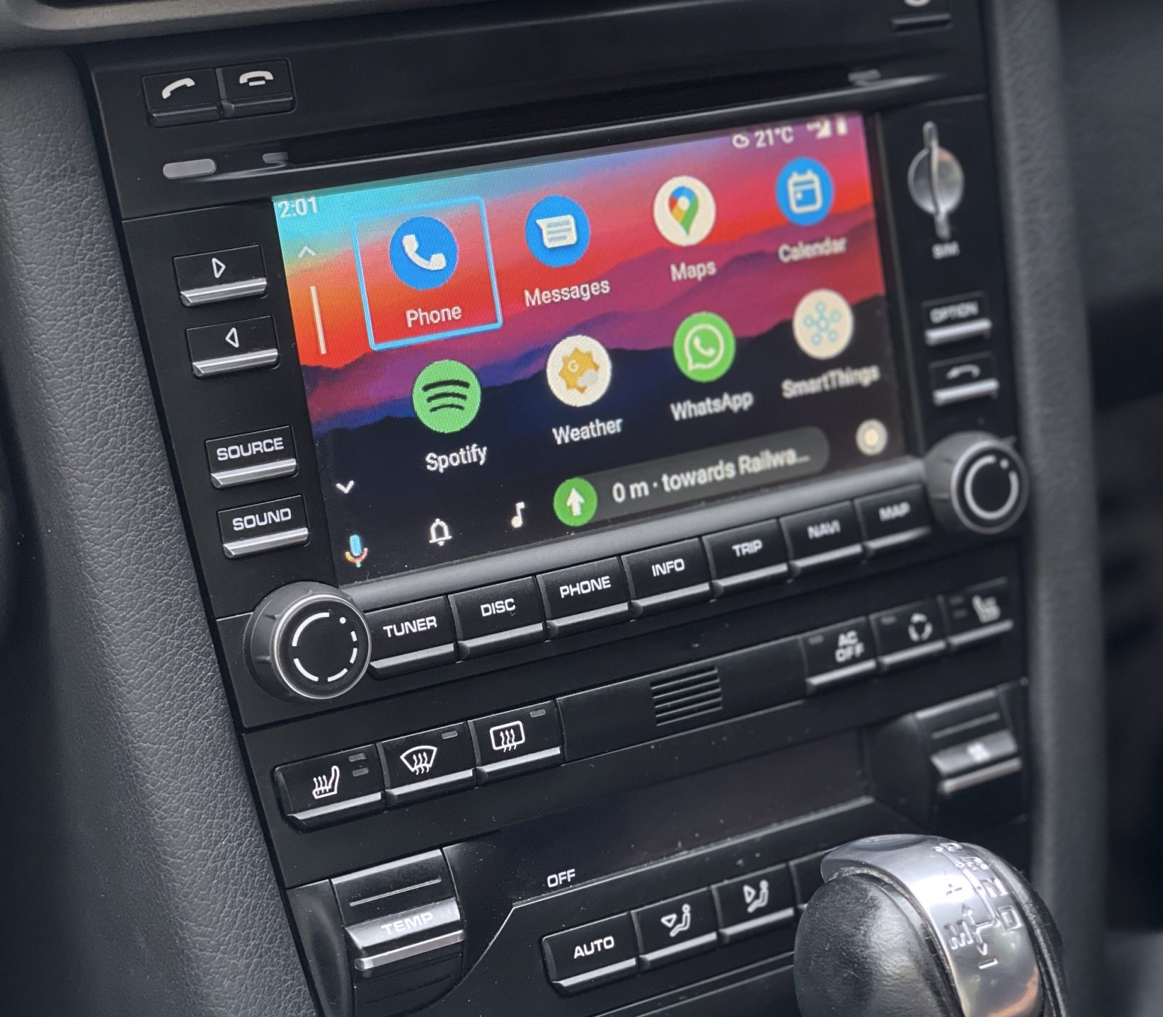 Boîtier CarPlay & Android Auto Sans Fil pour Porsche 911, Cayman & Boxster (2008-2012) - Compatible Écran d\'Origine