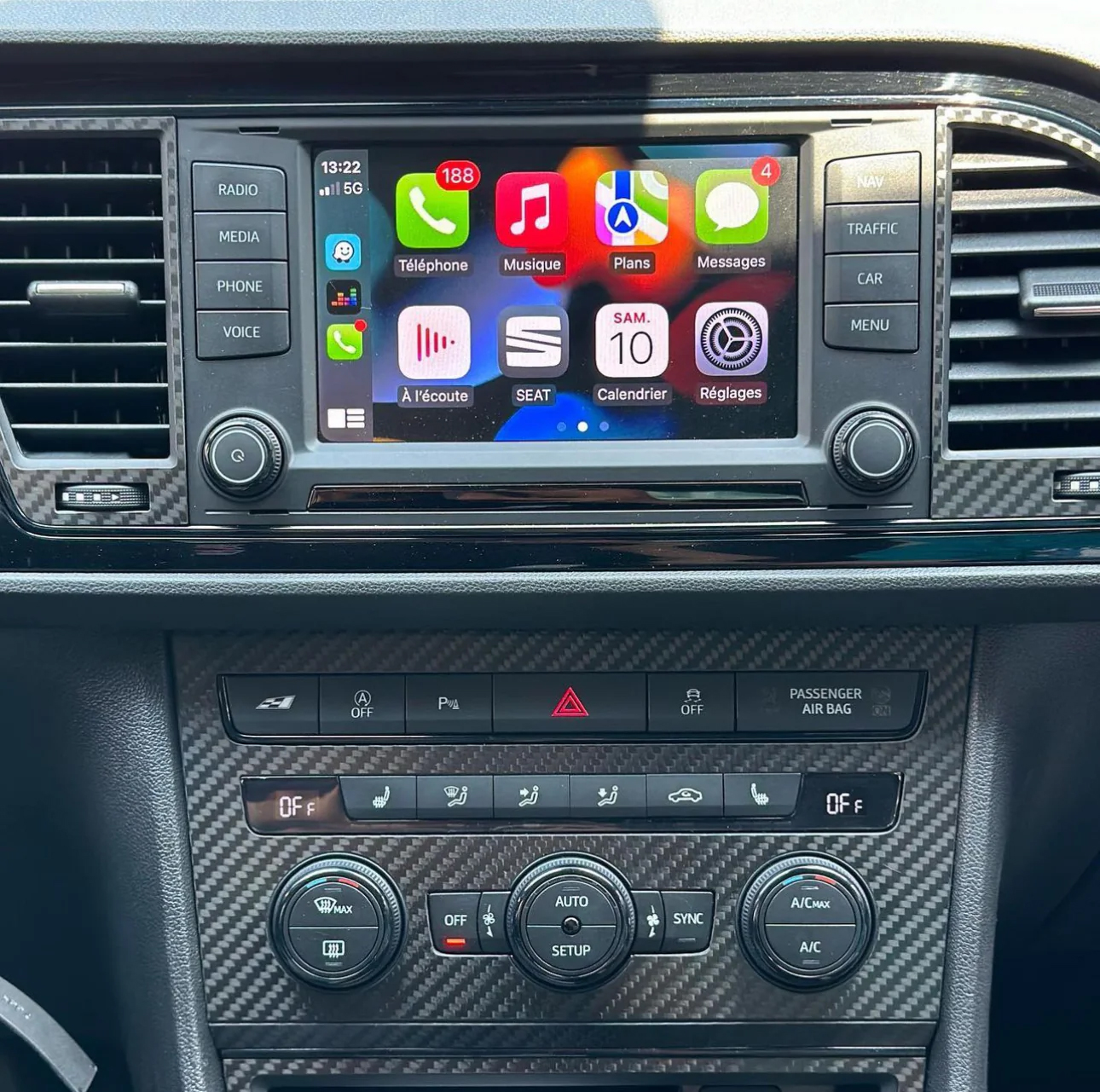 carplay-leon-00