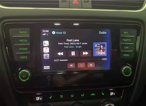 carplay-octavia-01