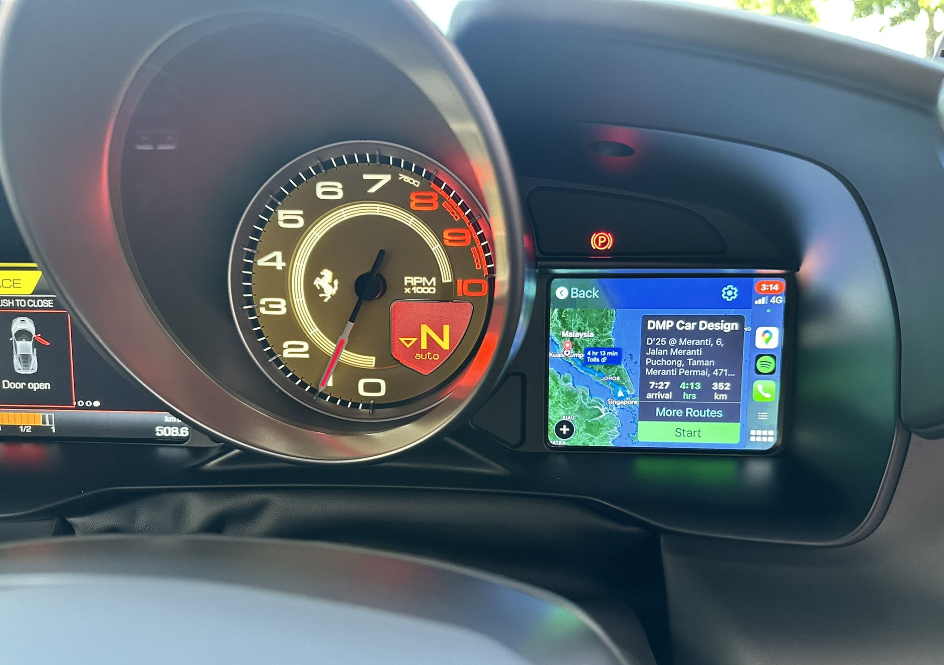 F8-carplay-00