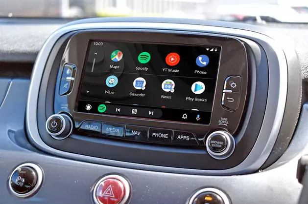 Android Auto sur écran Uconnect Fiat 500