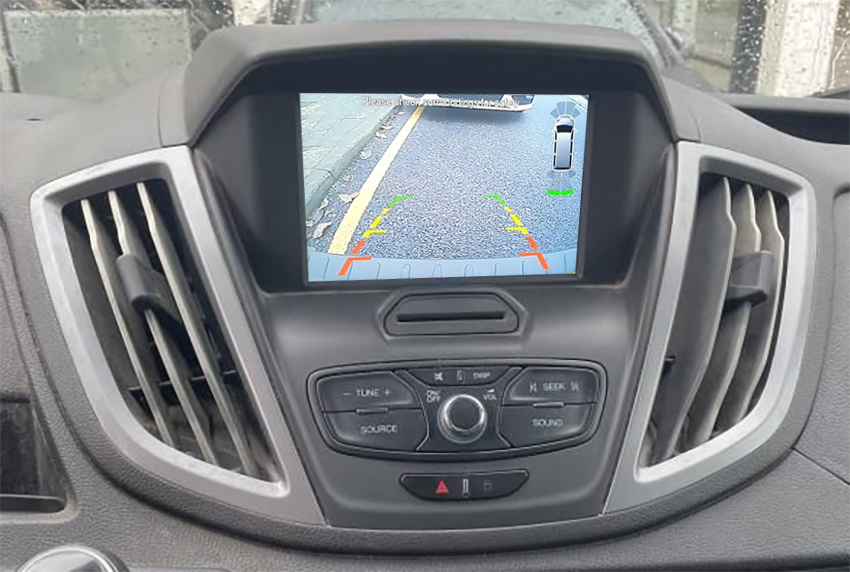 Interface Multimédia vidéo pour caméra compatible Ford Transit de 2015 à 2018