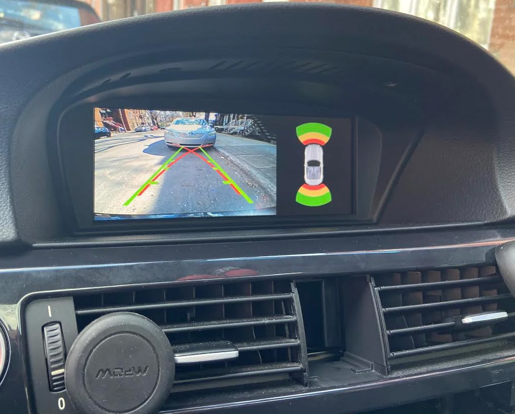 Interface Multimédia vidéo pour caméra compatible BMW Série 3 E90 et BMW Série 5 E60 et Série 6 E64