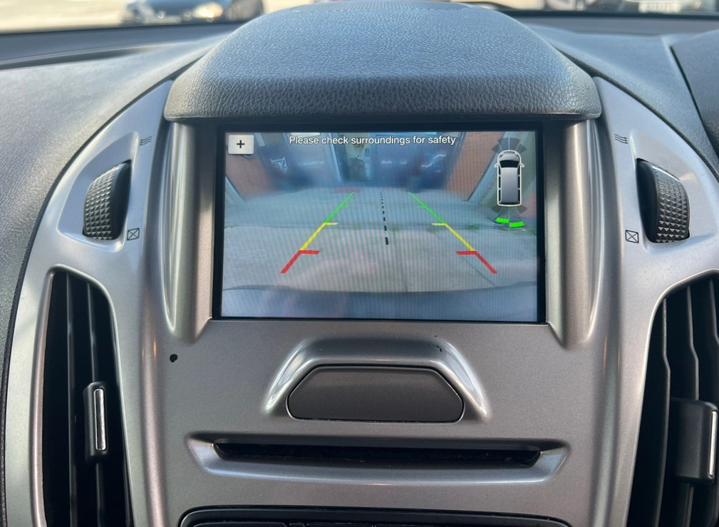 Interface Multimédia vidéo pour caméra compatible Ford Transit Connect et Tourneo Connect de 2013 à 2018