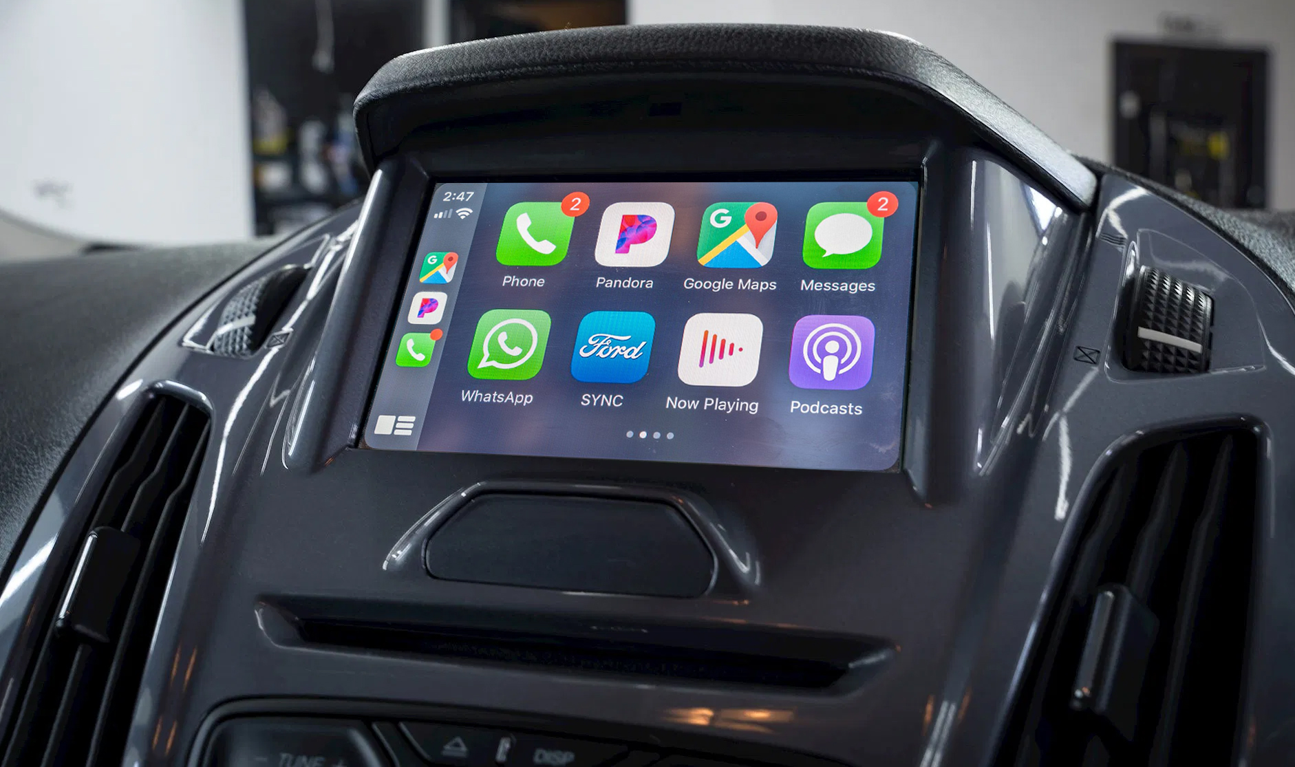 Boîtier CarPlay & Android Auto Sans Fil pour Ford Transit Connect & Tourneo Connect (2013-2018) - Compatible Écran d\'Origine SYNC2