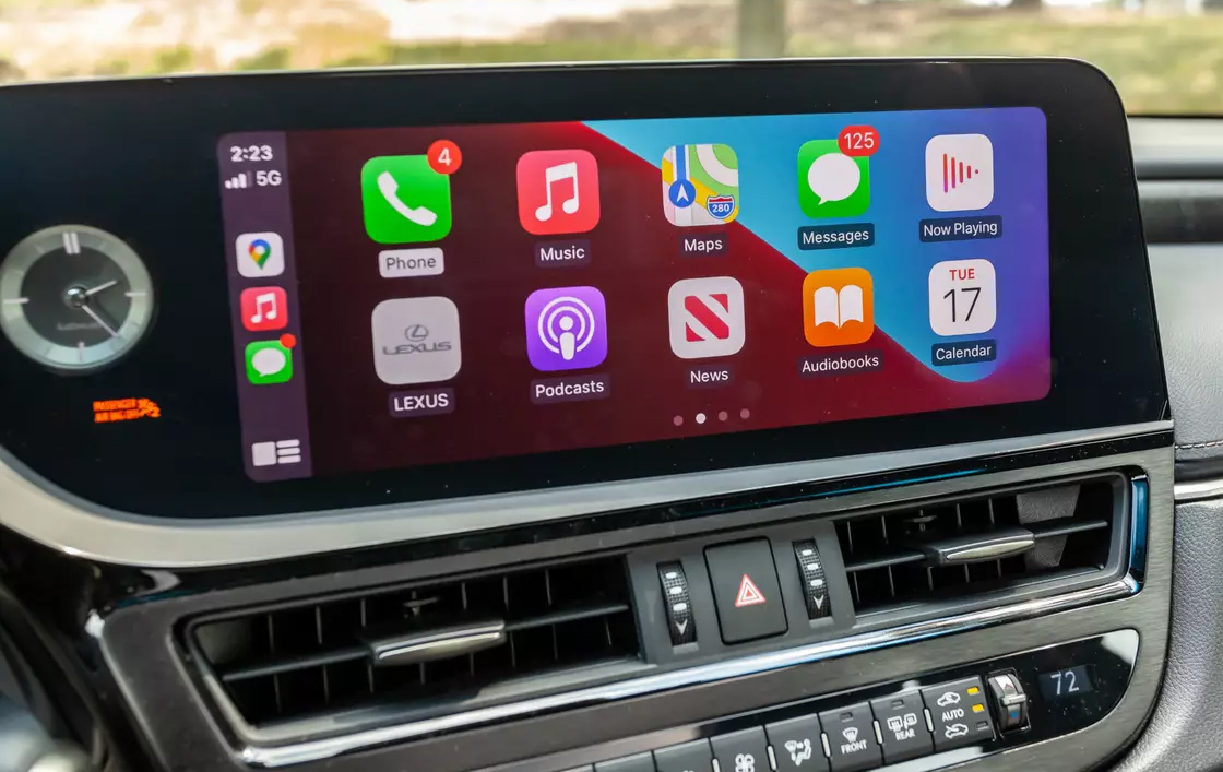 lexus-es-carplay
