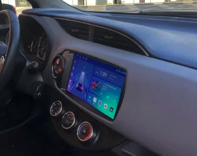 Autoradio Android 13.0 GPS Carplay et Android Auto, Toyota Yaris de 2011 à 2017