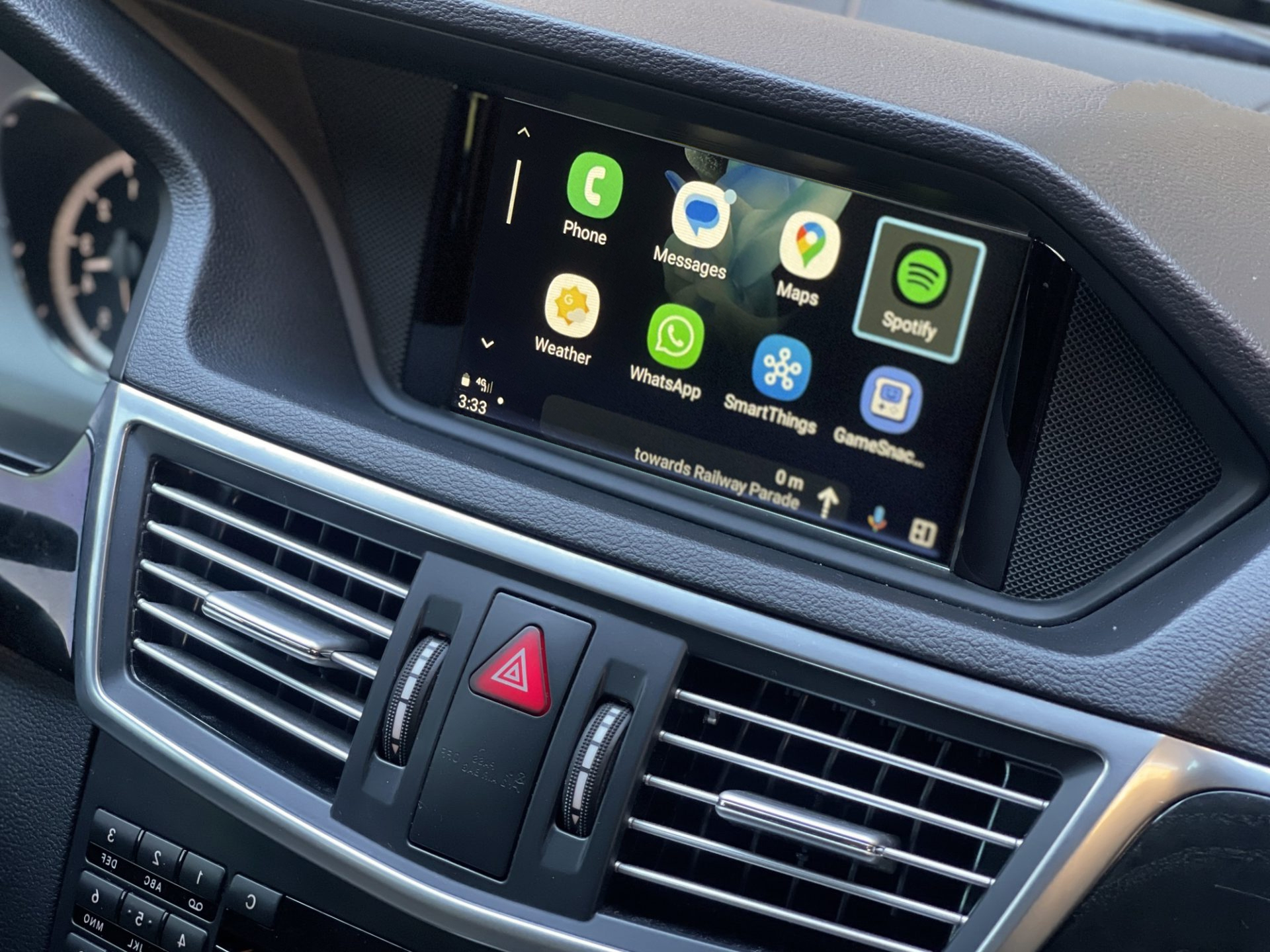 ClasseE-W212-carplay01