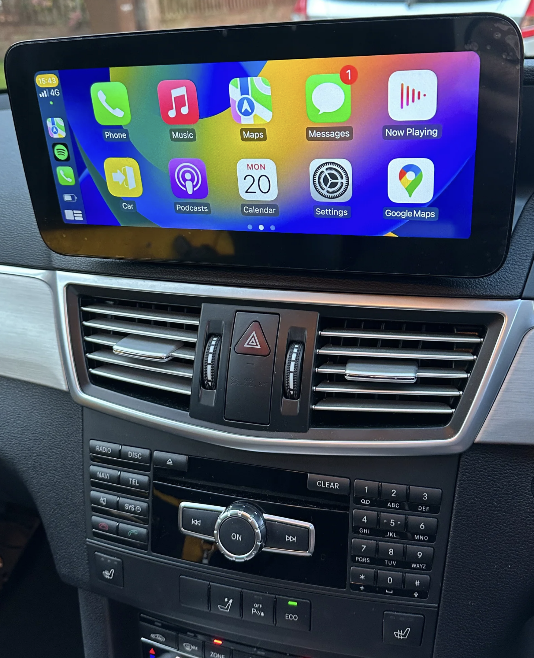 Ecran tactile Android 13.0 et Carplay sans fil Mercedes Classe E W212 (5 portes) de 2009 à 2012