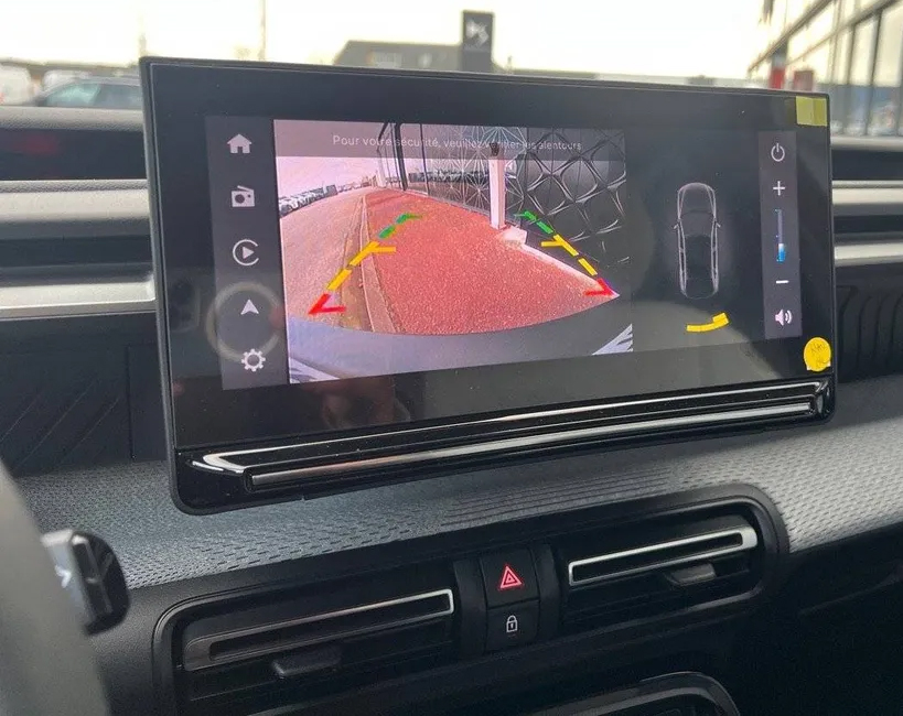 Interface Multimédia vidéo pour caméra compatible Citroën C3, e-C3 et C3 Aircross depuis 2023