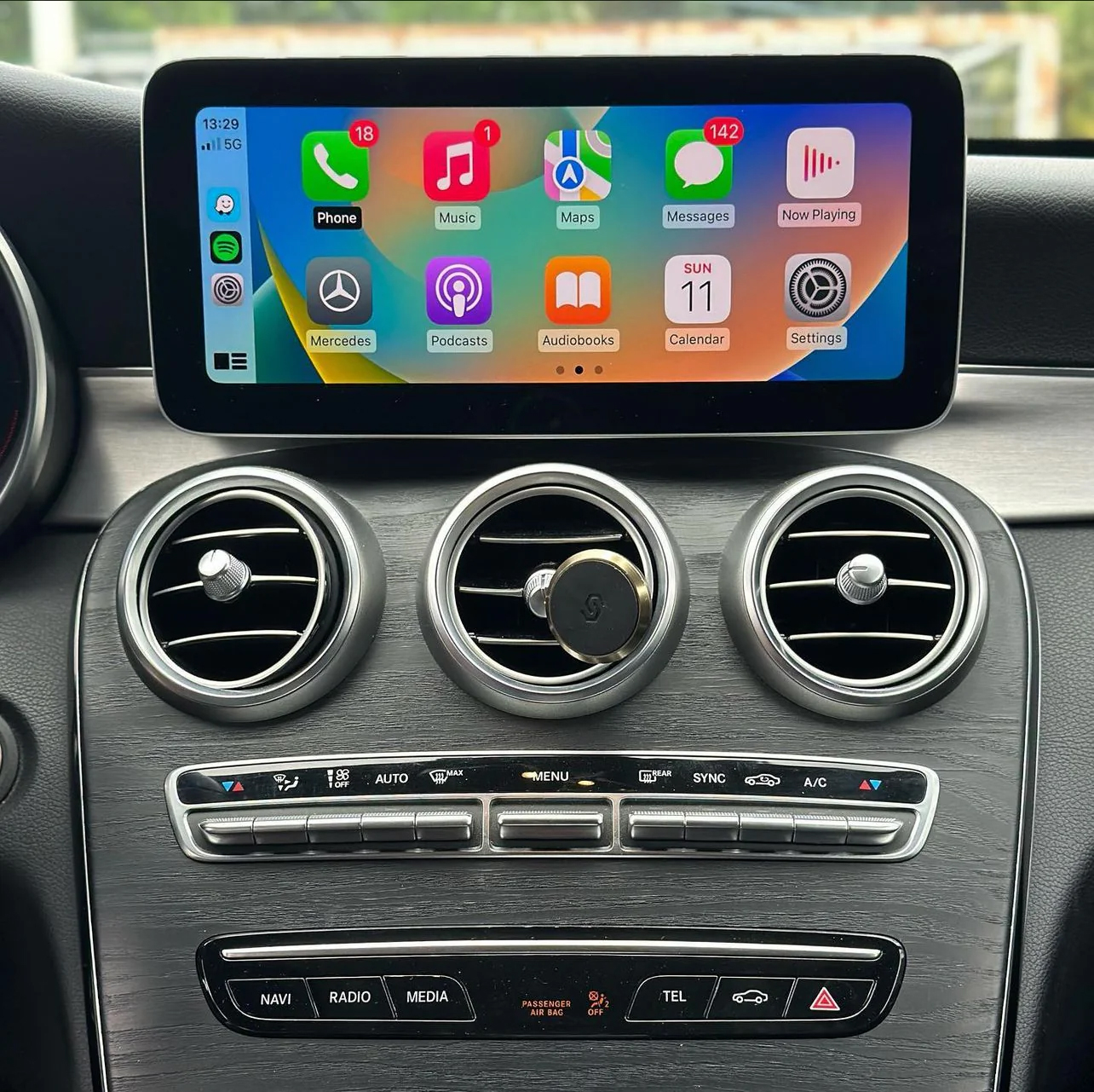 Boîtier CarPlay & Android Auto Sans Fil pour Mercedes Classe C & GLC (2019-2022) - Compatible Écran d\'Origine