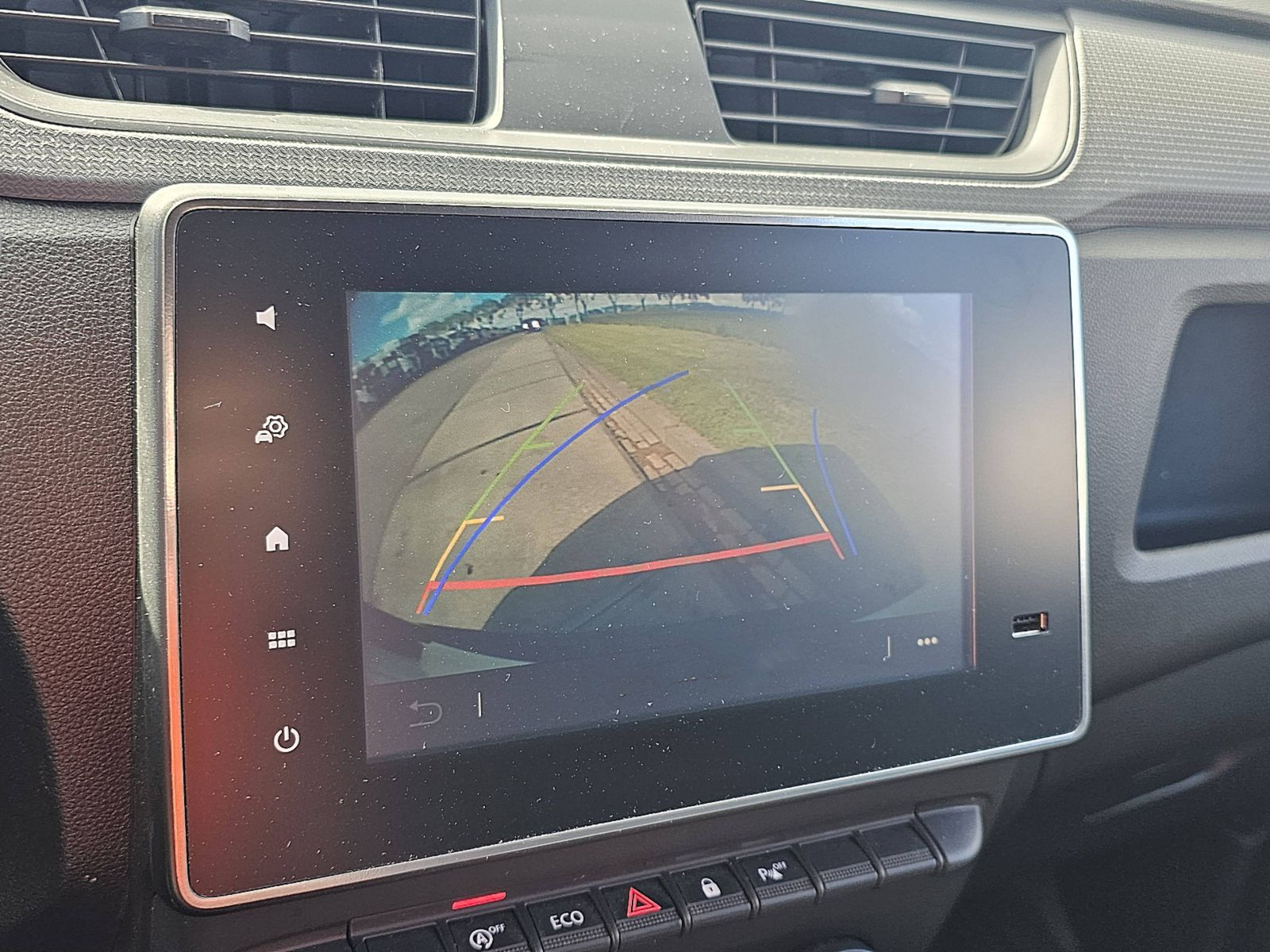 Interface Multimédia vidéo pour caméra compatible Nissan NV300 / Primastar depuis 2022