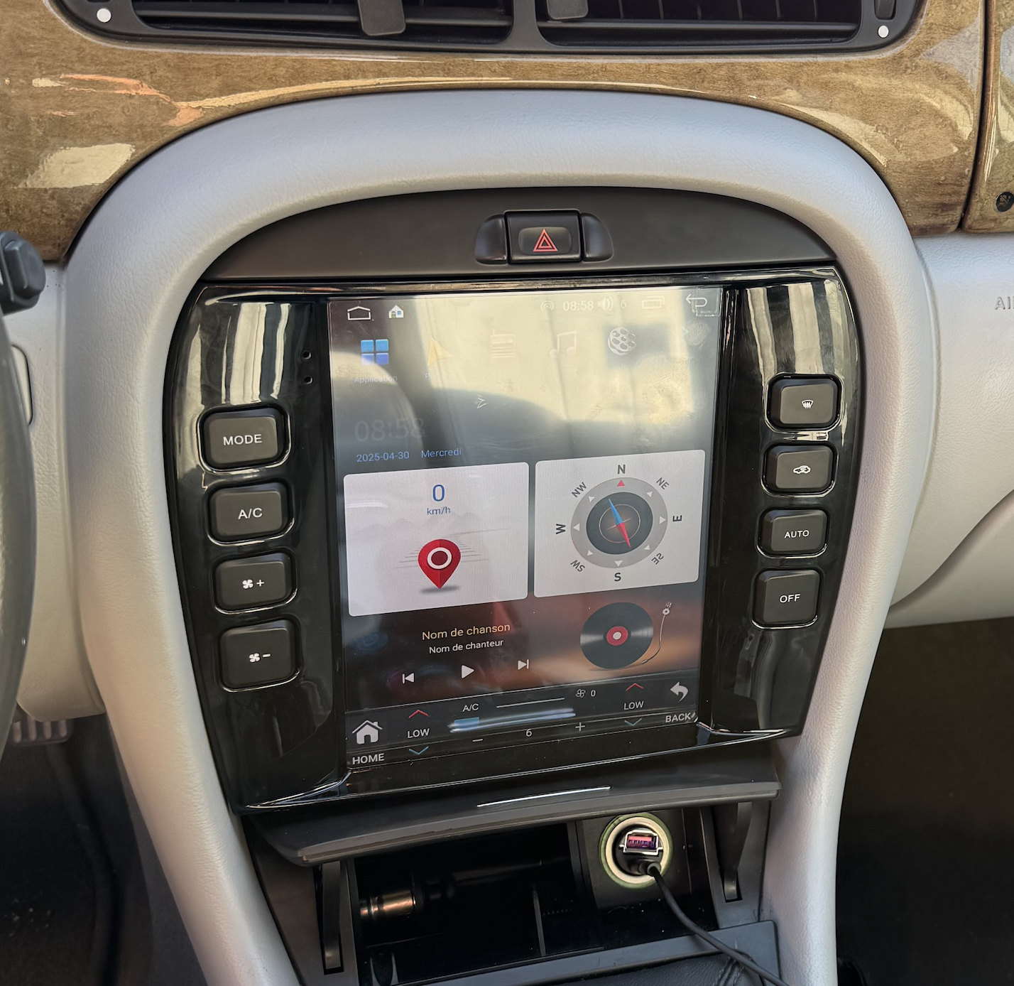 Ecran tactile Tesla Style Android Auto et Apple Carplay sans fil Jaguar X-Type de 2004 à 2009