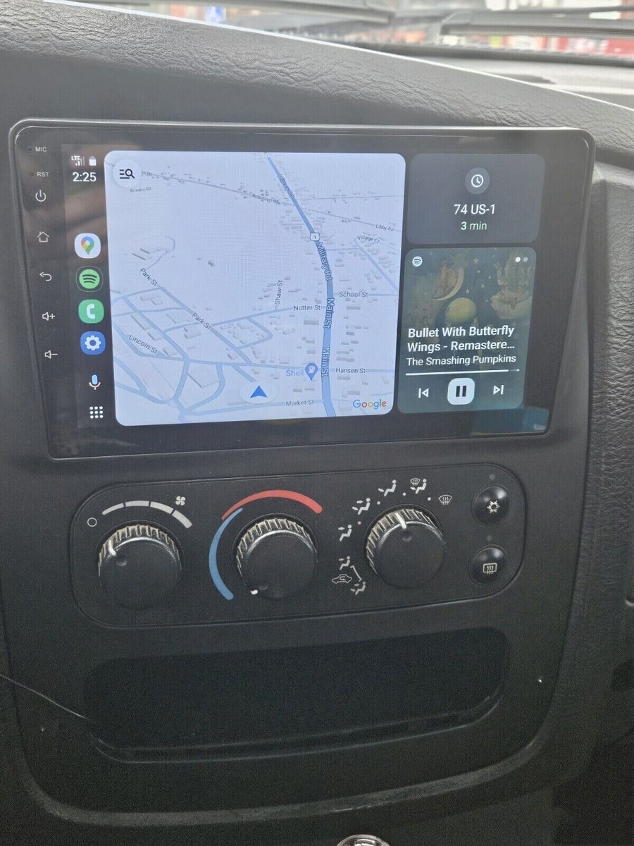 Autoradio Carplay GPS écran tactile QLED Android Auto Dodge RAM de 2002 à 2006