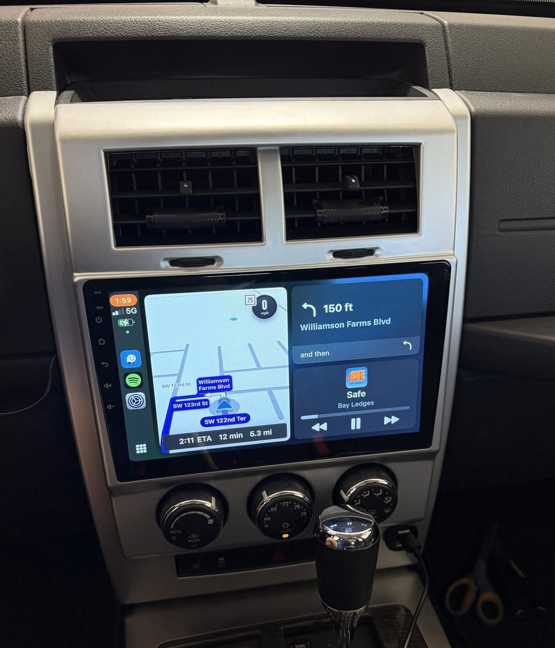 Autoradio Carplay GPS écran tactile QLED Android Auto Jeep Liberty de 2007 à 2012
