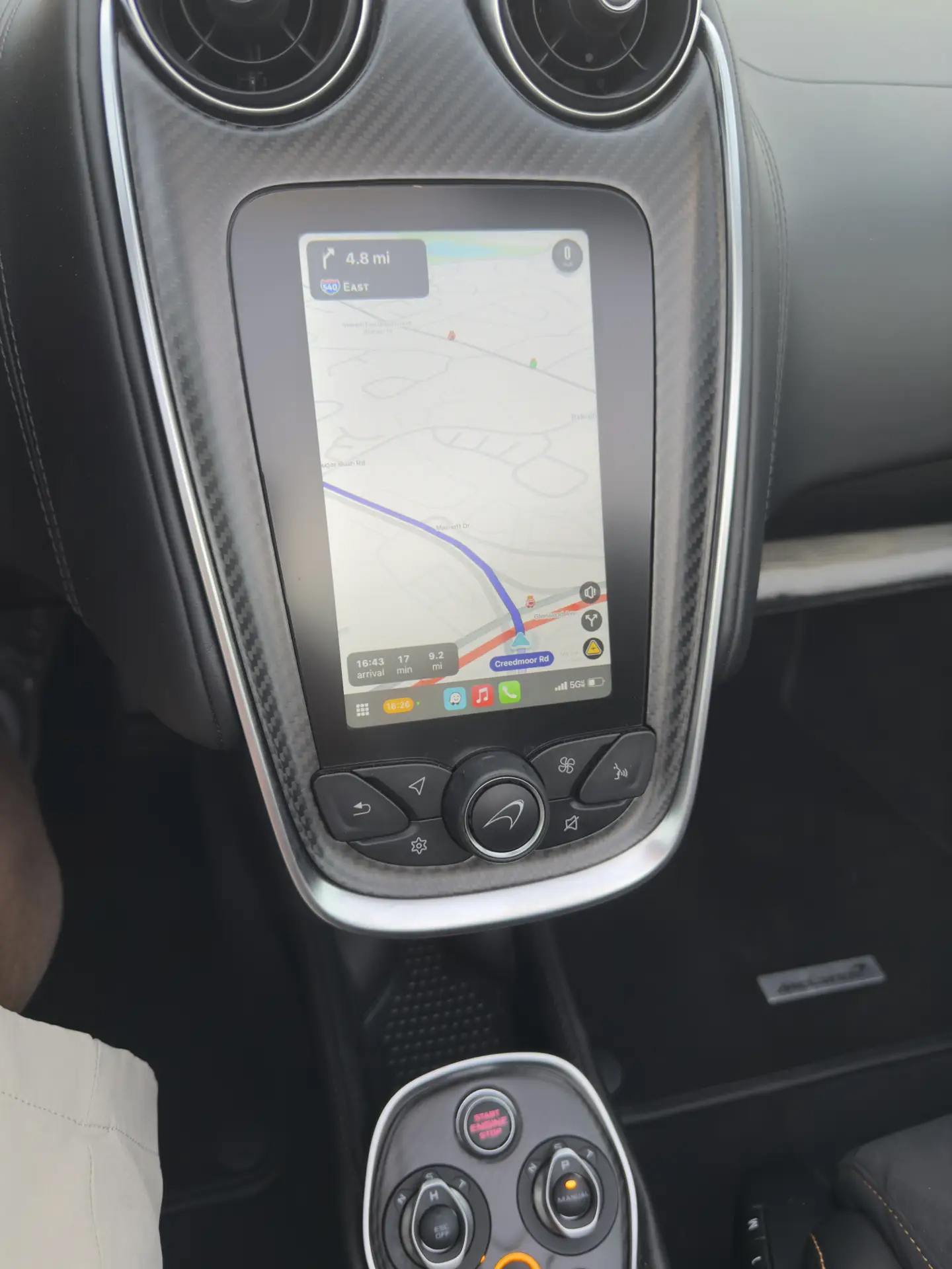 carplay-mclaren-600LT-2