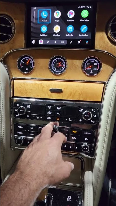 carplay-mulsanne-01