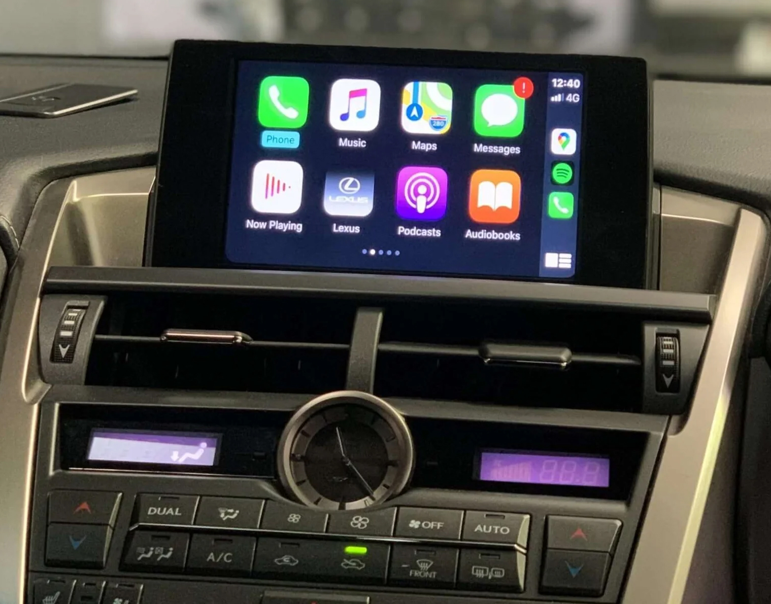 carplay-NX200t-NX300h-00