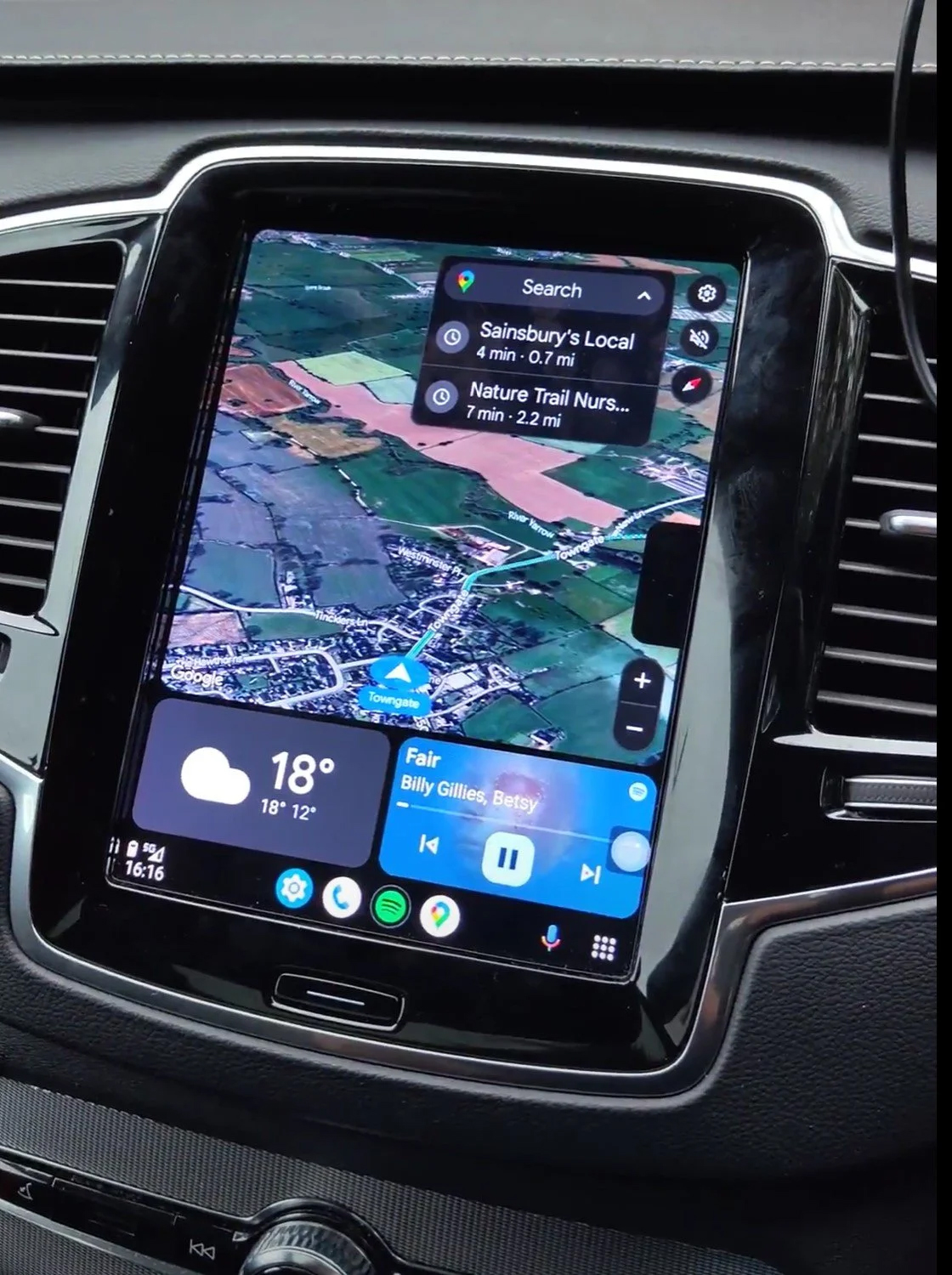 android-auto-volvo-xc90-2018-00