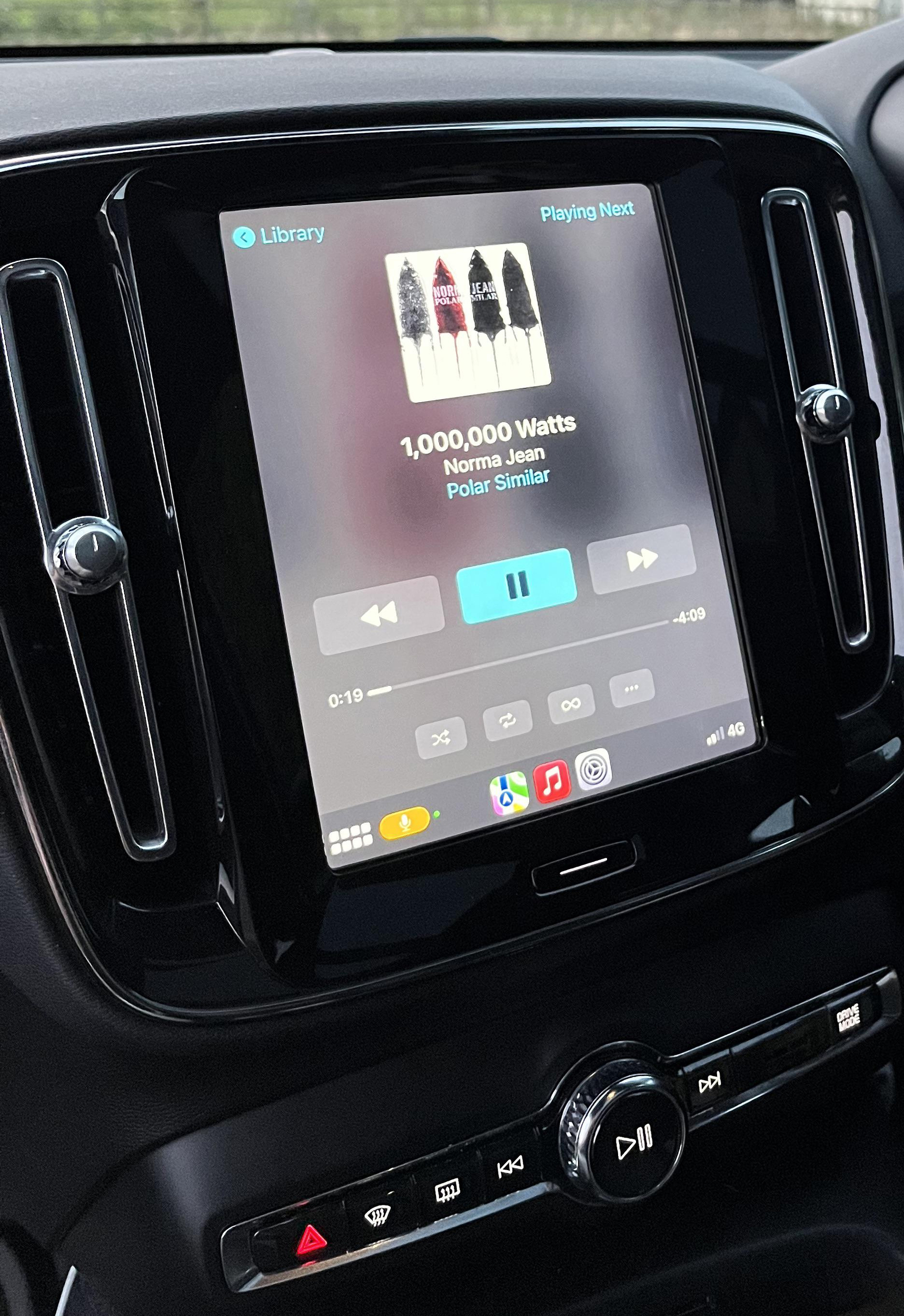 Boîtier CarPlay & Android Auto Sans Fil pour Volvo XC40 (2018-2022) - Compatible Écran d\'Origine