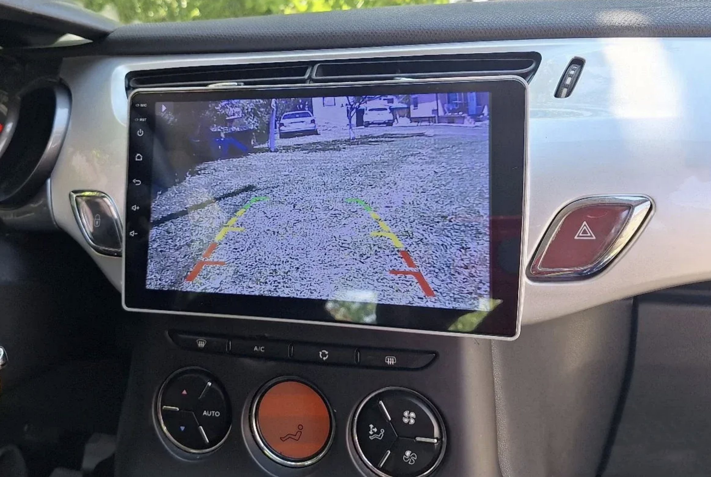 GPS-android-citroen ds3-blanc