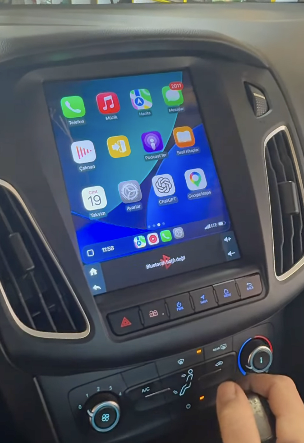 Ecran Tesla Style GPS Android 15.0 et Apple Carplay Ford Focus de 2012 à 2018