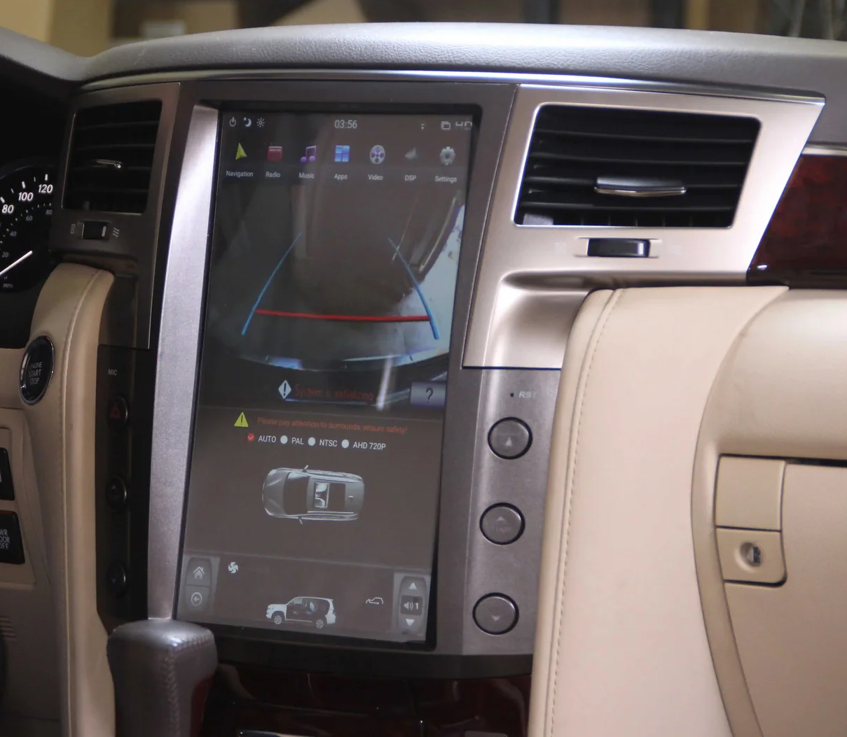 03-lexusLX570