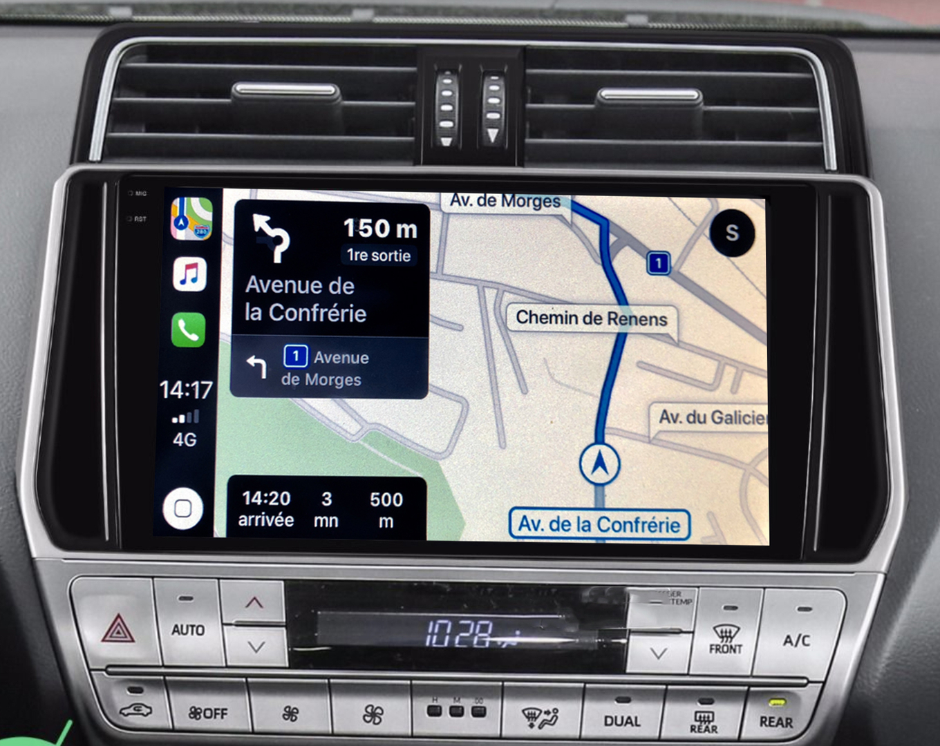 Autoradio tactile GPS Android et Carplay sans fil Toyota Prado
